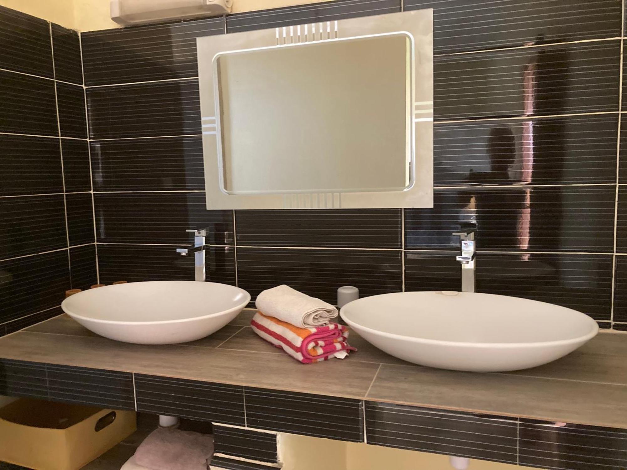 Hotel Chez medzo et patou Popenguine Zewnętrze zdjęcie