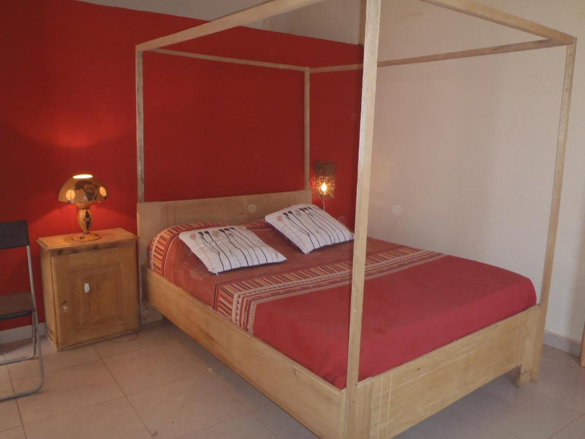 Hotel Chez medzo et patou Popenguine Zewnętrze zdjęcie